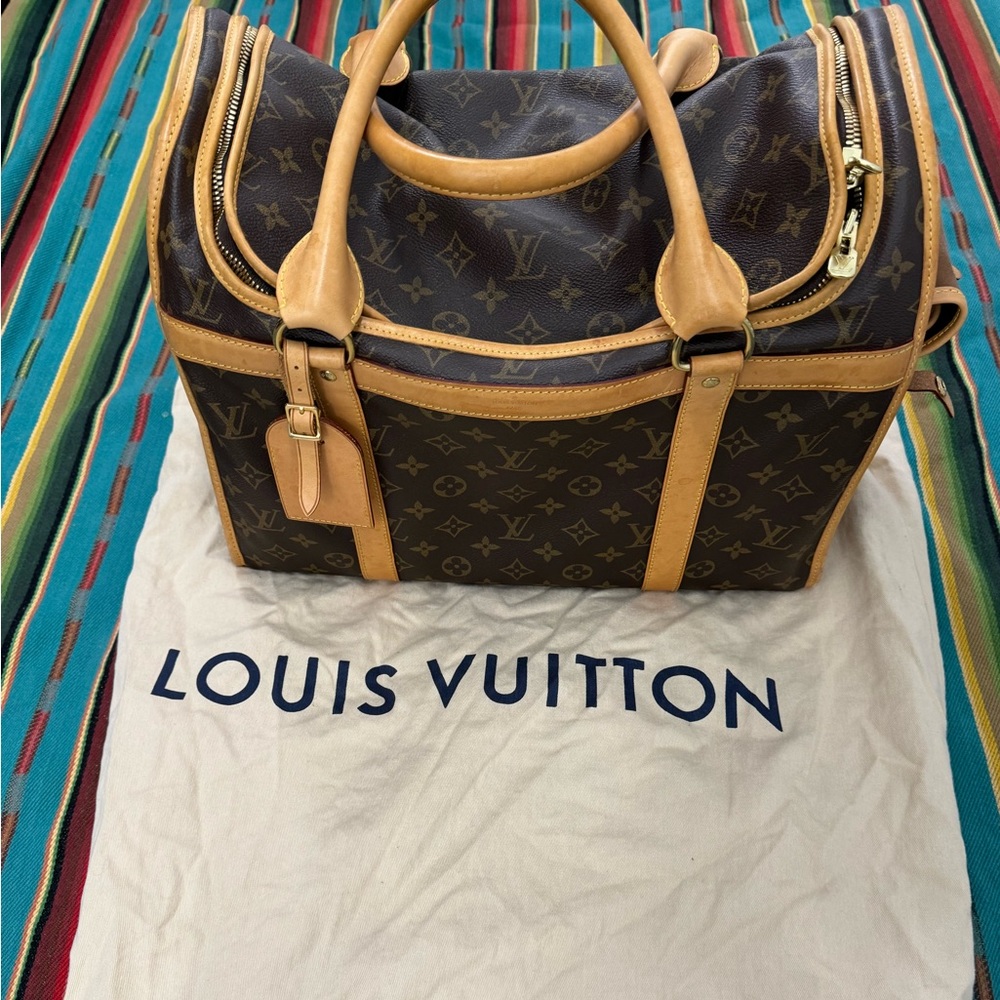 LOUIS VUITTON Pet Carry Monogram Sac Shan 40